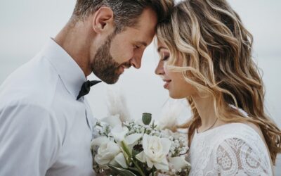 Il fascino di un matrimonio intimo vicino Milano in una villa riservata